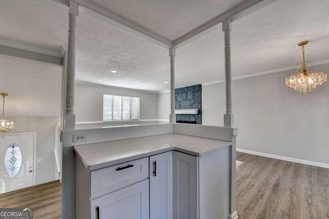 3357 Oak Drive, Snellville, GA 30078