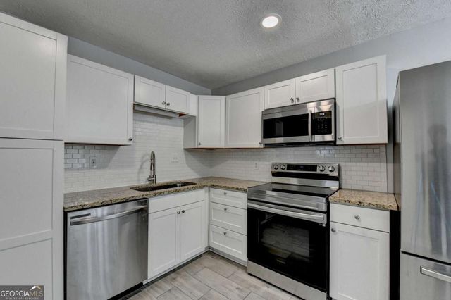 3357 Oak Drive, Snellville, GA 30078