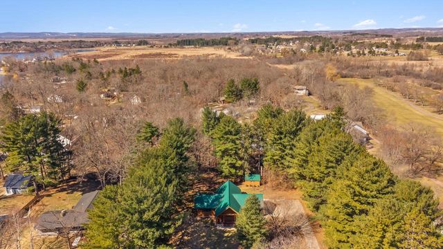 N7589 Lakeside Drive, Portage, WI 53901