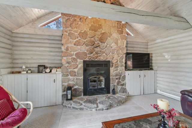 N7589 Lakeside Drive, Portage, WI 53901