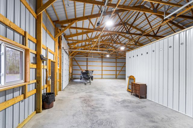 6848 Bear Island Road, Duluth, MN 55803