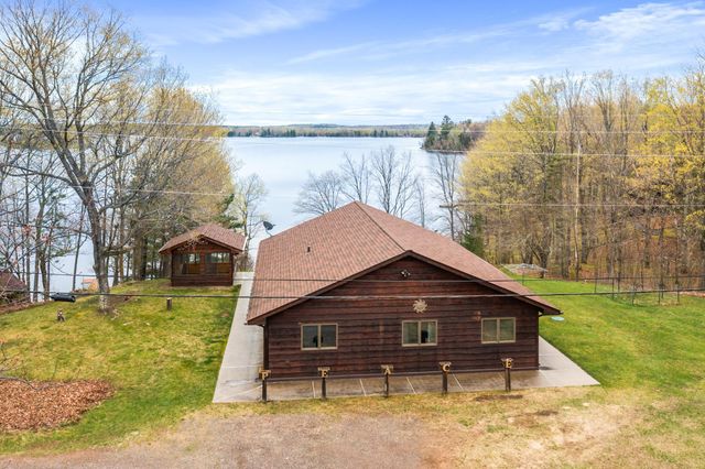 6848 Bear Island Road, Duluth, MN 55803