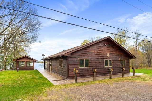6848 Bear Island Road, Duluth, MN 55803