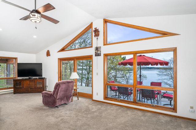 6848 Bear Island Road, Duluth, MN 55803