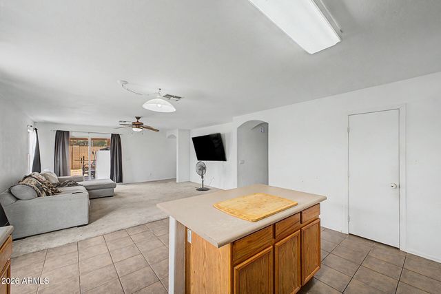 6637 S 18TH Drive, Phoenix, AZ 85041