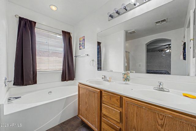 6637 S 18TH Drive, Phoenix, AZ 85041