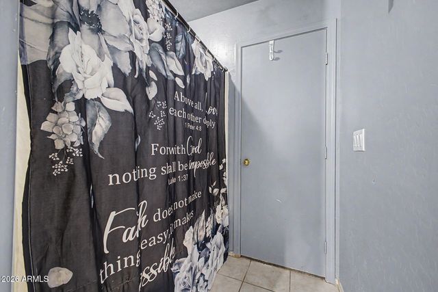 6637 S 18TH Drive, Phoenix, AZ 85041