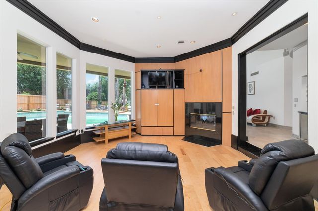 2814 Cedar Woods Place, Houston, TX 77068