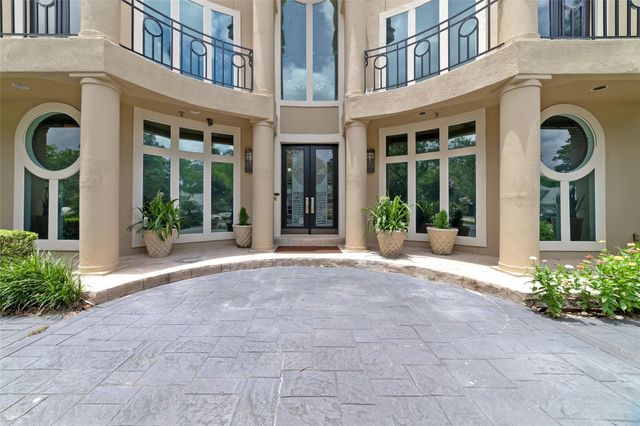 2814 Cedar Woods Place, Houston, TX 77068