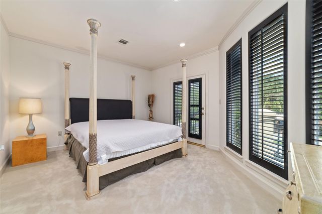 2814 Cedar Woods Place, Houston, TX 77068