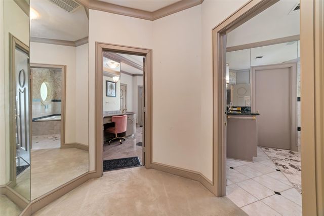 2814 Cedar Woods Place, Houston, TX 77068