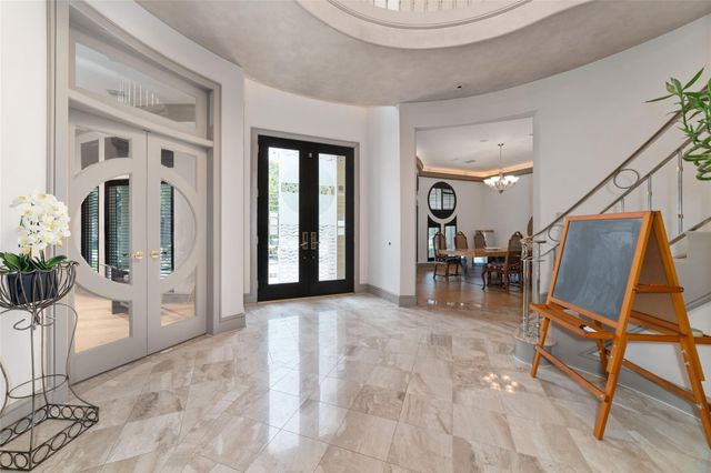 2814 Cedar Woods Place, Houston, TX 77068