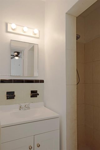 2383 Flamingo Dr 4, Miami Beach, FL 33140