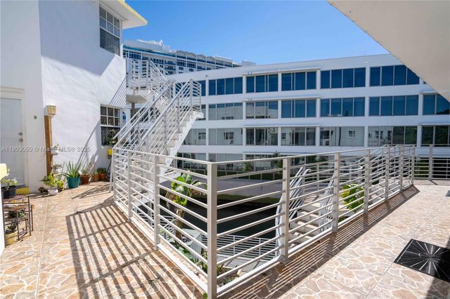 2383 Flamingo Dr 4, Miami Beach, FL 33140