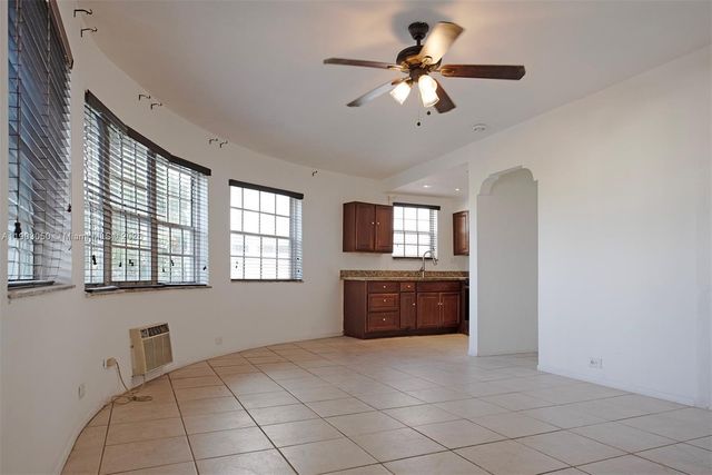 2383 Flamingo Dr 4, Miami Beach, FL 33140