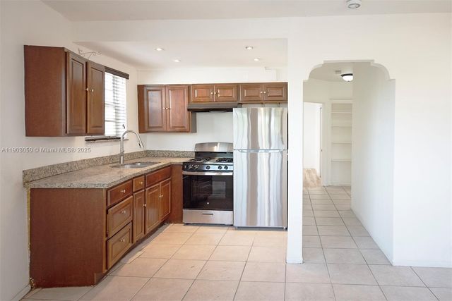 2383 Flamingo Dr 4, Miami Beach, FL 33140