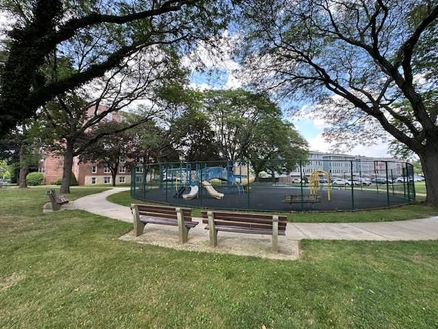 18-65 211th Street 5D, Bayside, NY 11360