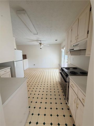 355 Austin Way, Auburn, GA 30011