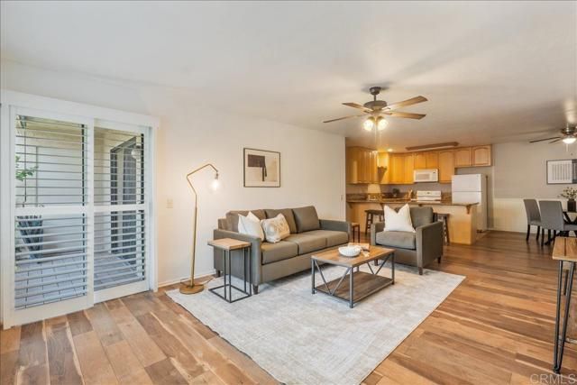 425 Autumn Drive 21, San Marcos, CA 92069
