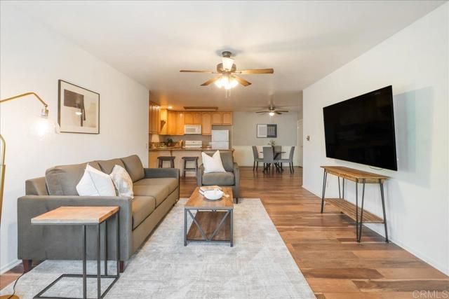 425 Autumn Drive 21, San Marcos, CA 92069