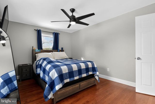 298 S TUCKAHOE RD, Williamstown, NJ 08094