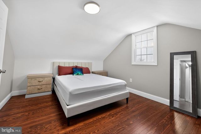 298 S TUCKAHOE RD, Williamstown, NJ 08094