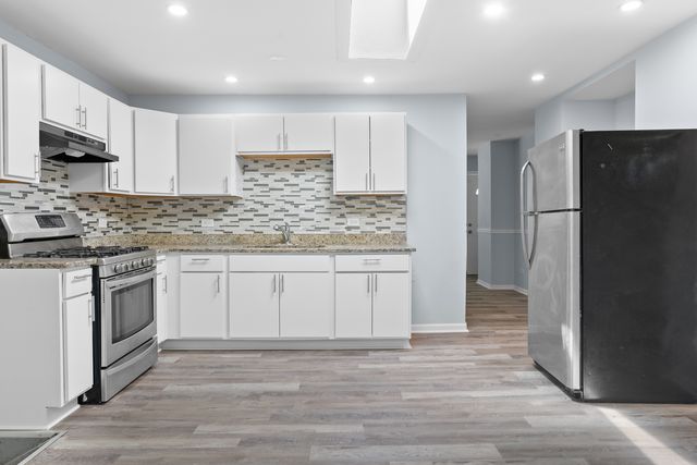 15503 Cherry Street, South Holland, IL 60473