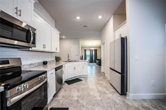292 KRENSON BAY LOOP, Winter Haven, FL 33881