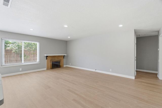 4838 Snell, San Jose, CA 95136