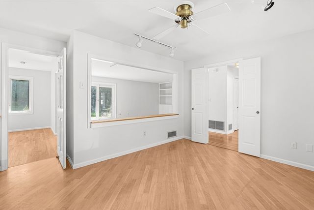 6 Christina 6, Wayland, MA 01778