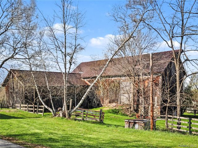 324 Sarah Wells Trail, Goshen, NY 10924
