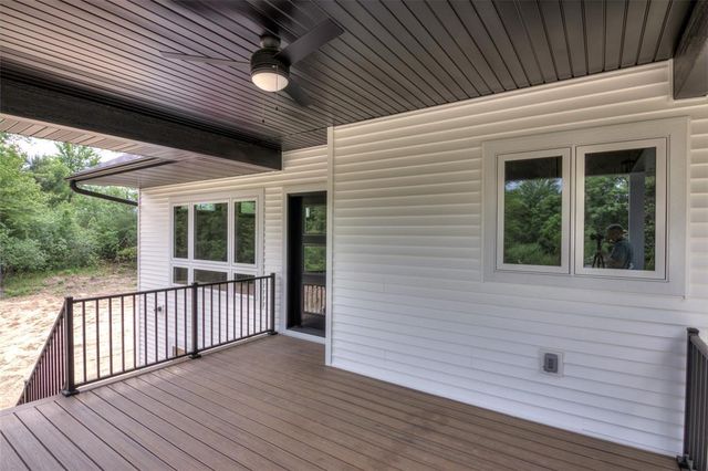 1921 Legacy Drive, Eau Claire, WI 54703