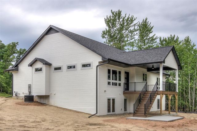 1921 Legacy Drive, Eau Claire, WI 54703