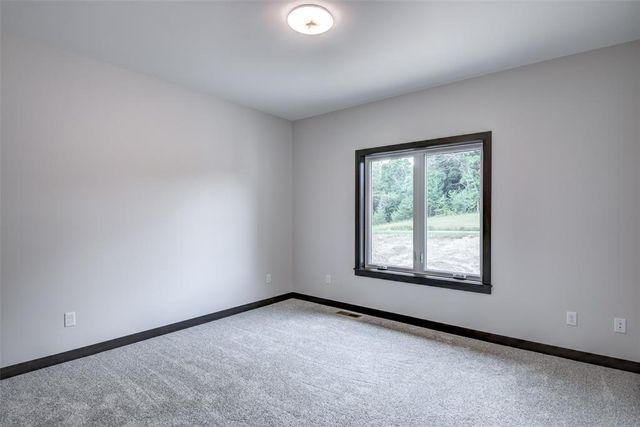 1921 Legacy Drive, Eau Claire, WI 54703