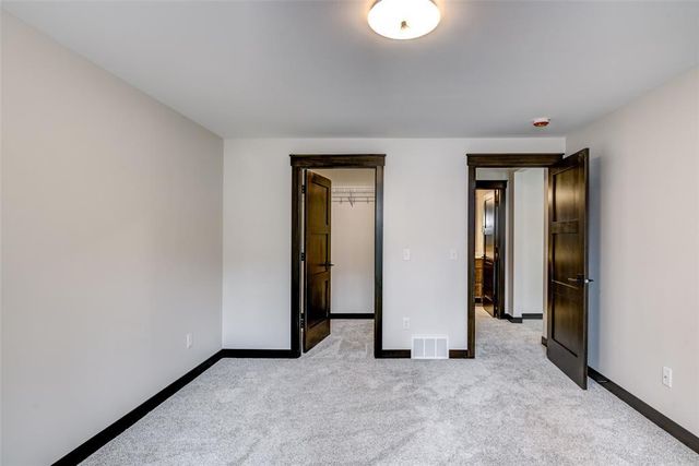 1921 Legacy Drive, Eau Claire, WI 54703