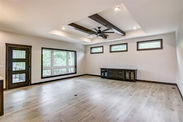 1921 Legacy Drive, Eau Claire, WI 54703