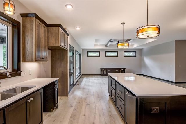 1921 Legacy Drive, Eau Claire, WI 54703