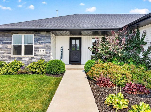 578 PAULS PLACE, Oshkosh, WI 54904