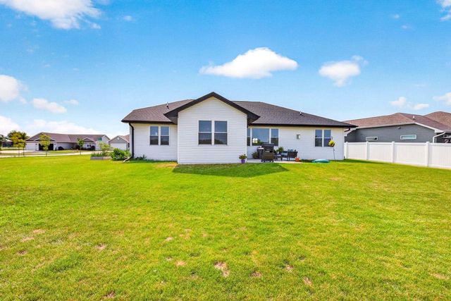 578 PAULS PLACE, Oshkosh, WI 54904