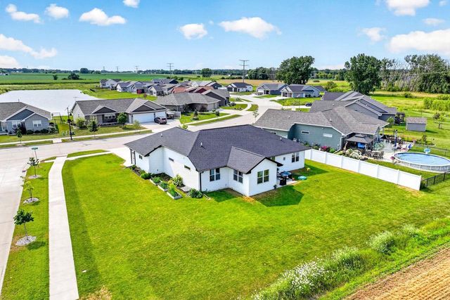 578 PAULS PLACE, Oshkosh, WI 54904