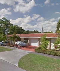 1901 Hammond Dr, Miami Springs, FL 33166