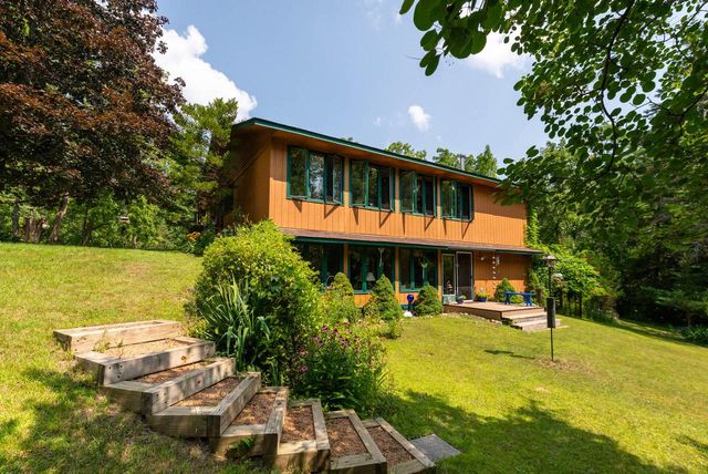 27130 89th STREET, Salem, WI 53168