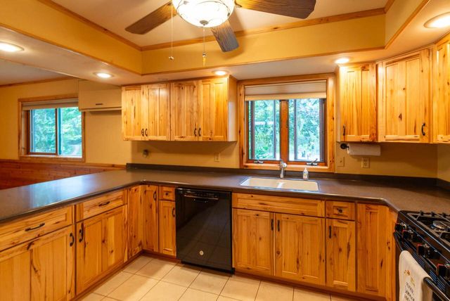 27130 89th STREET, Salem, WI 53168