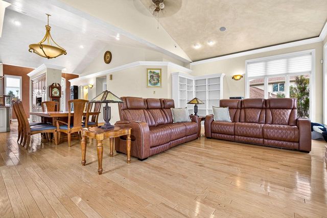 1521 FALLOW DRIVE, Neenah, WI 54956