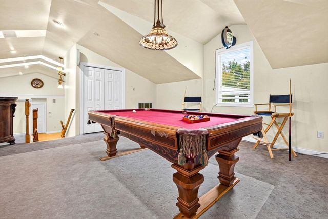 1521 FALLOW DRIVE, Neenah, WI 54956