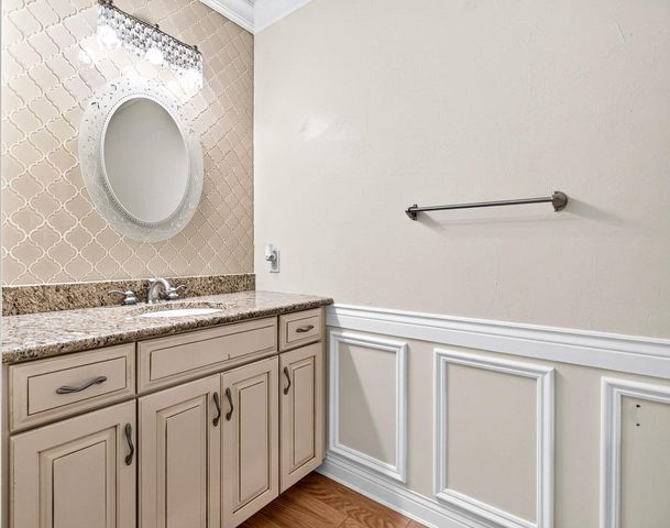 1521 FALLOW DRIVE, Neenah, WI 54956
