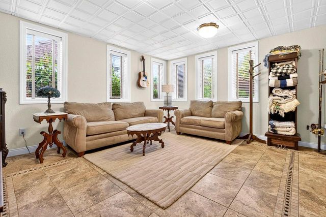 1521 FALLOW DRIVE, Neenah, WI 54956