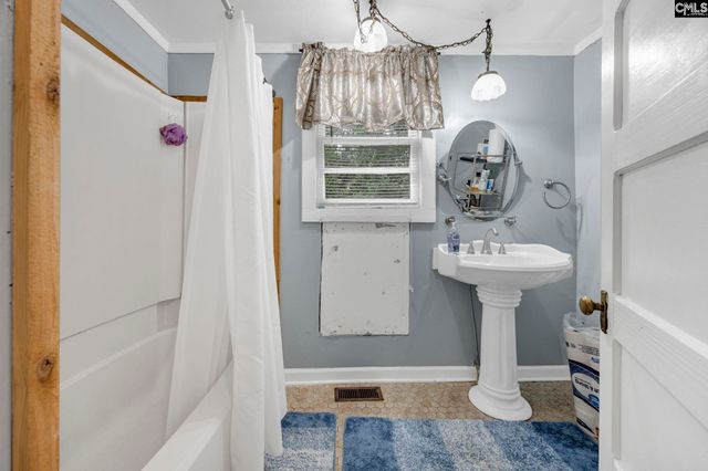 107 Jones Bridge Road, North, SC 29112