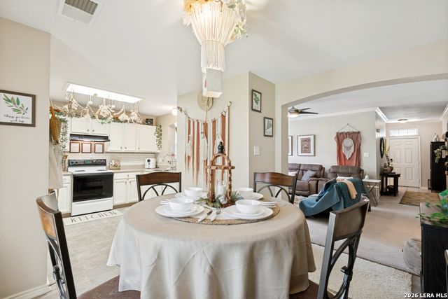 7702 WEXFORD CV, San Antonio, TX 78240