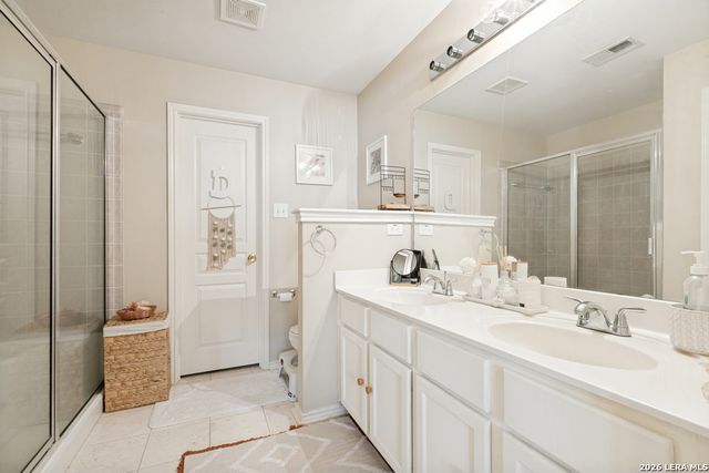 7702 WEXFORD CV, San Antonio, TX 78240
